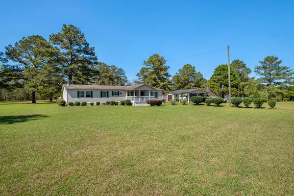 $180,000 | 37 Whispering Pines Lane, Quincy, FL 32351