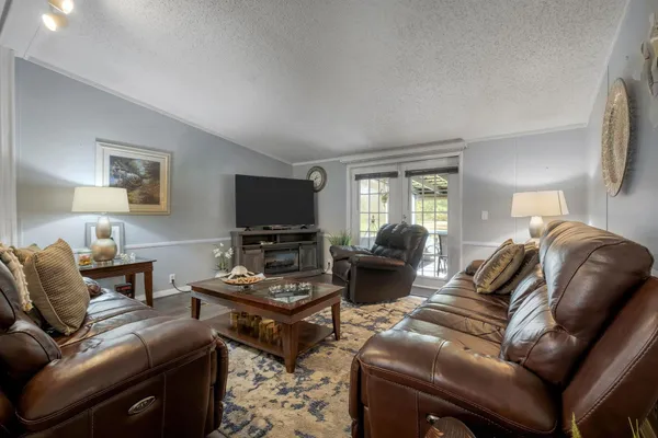 $180,000 | 37 Whispering Pines Lane, Quincy, FL 32351