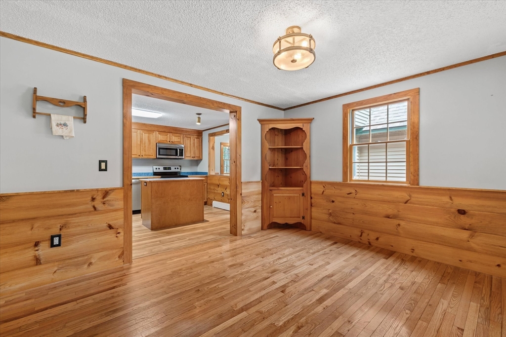 481 Hubbardston Road Templeton, MA 01468 - Photo 10 of 42