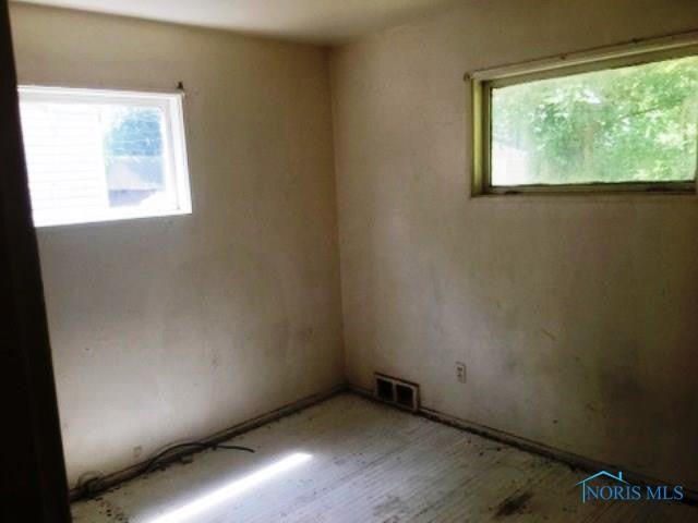 739 Ranch Drive Toledo, OH 43607 - Photo 4 of 4 Gallery Image 4