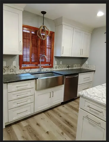 $2,850 | 14 Carpenter Street, Unit 1, Cumberland, RI 02864