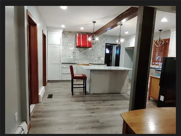 $2,850 | 14 Carpenter Street, Unit 1, Cumberland, RI 02864