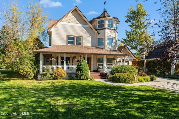 $895,000 | 1406 J R Court, Sandpoint, ID 83864