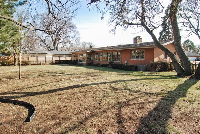 294 Gatesby Road Riverside, IL 60546 - Photo 14 of 25