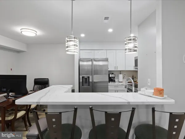 $2,125 | 6908 B Mary Caroline Circle, Unit B, Alexandria, VA 22310