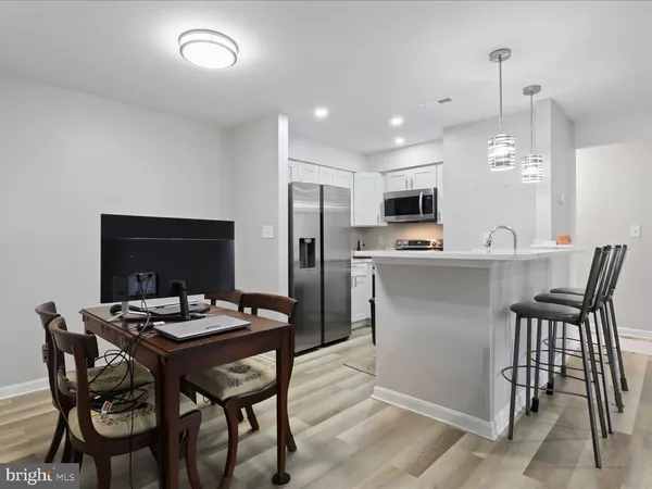 $2,125 | 6908 B Mary Caroline Circle, Unit B, Alexandria, VA 22310