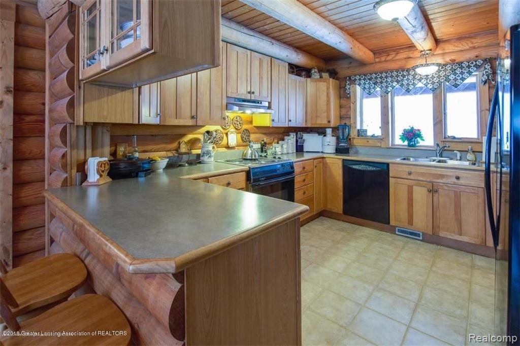 7023 Munsell Road Howell, MI 48843 - Photo 15 of 92