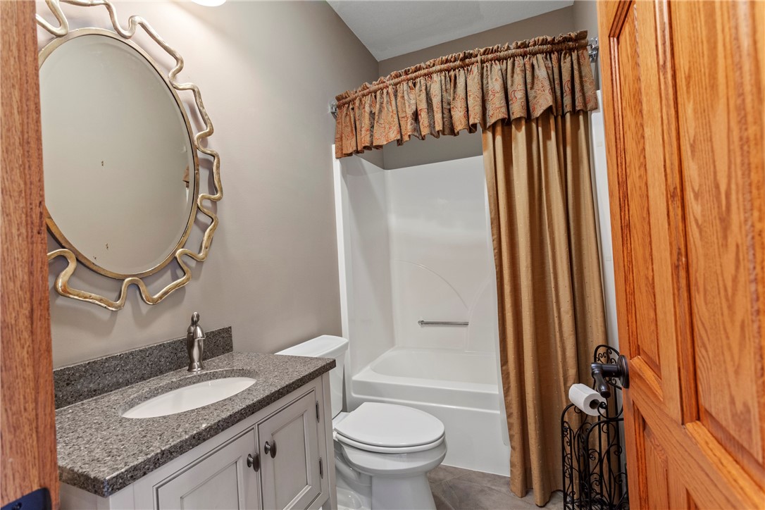 2389 Lincoln Hwy Road Charleston, IL 61920 - Photo 25 of 48