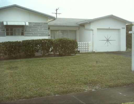 3508 West Park Road Hollywood, FL 33021 - Photo 1 of 15 Exterior Front
