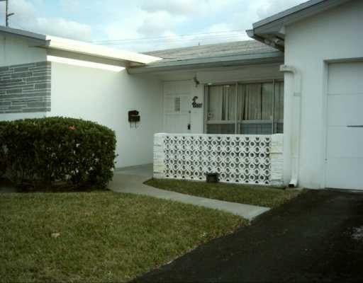 3508 West Park Road Hollywood, FL 33021 - Photo 2 of 15 Exterior Front