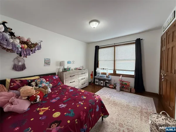 $3,250 | 555 Jefferson Street, Unit 1, Carlstadt, NJ 07072