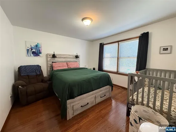 $3,250 | 555 Jefferson Street, Unit 1, Carlstadt, NJ 07072