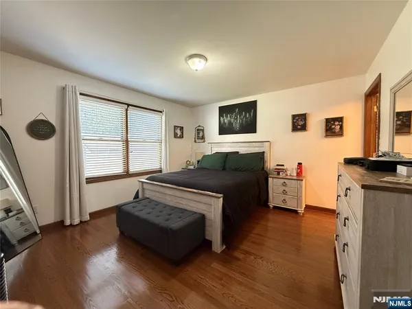 $3,250 | 555 Jefferson Street, Unit 1, Carlstadt, NJ 07072