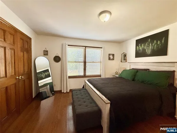 $3,250 | 555 Jefferson Street, Unit 1, Carlstadt, NJ 07072