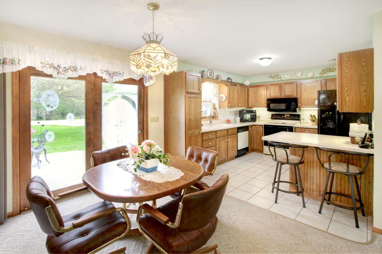 525 Bond Street Eagle River, WI 54521 - Photo 5 of 16 Gallery Image 5