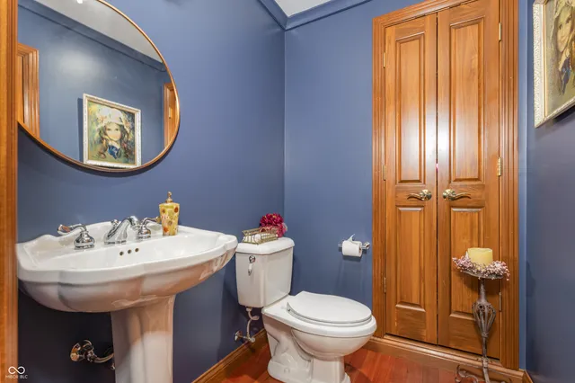 $850,000 | 6942 Highway 350, Aurora, IN 47001