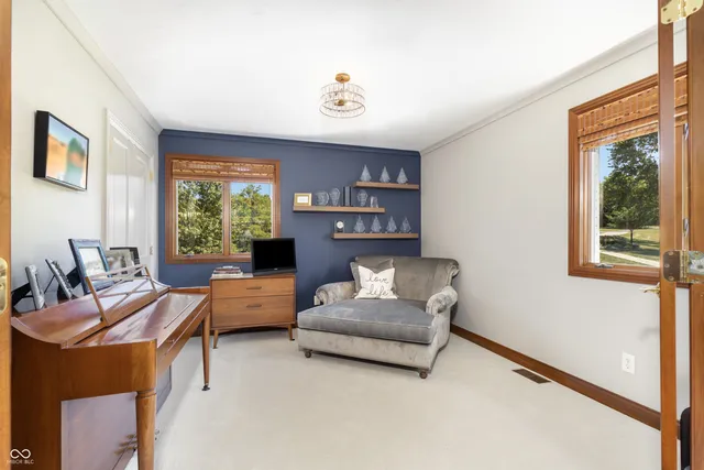 $850,000 | 6942 Highway 350, Aurora, IN 47001