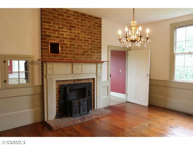 684 Crewsville Road Bumpass, VA 23024 - Photo 4 of 12 Dining Room