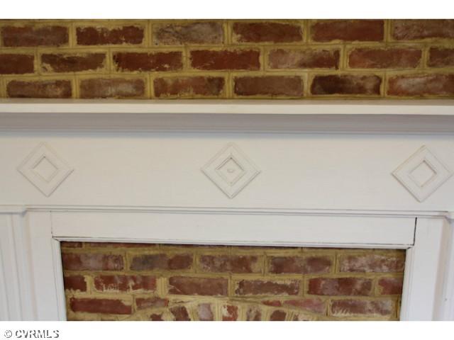 684 Crewsville Road Bumpass, VA 23024 - Photo 8 of 12 Bedroom - Bedroom mantel