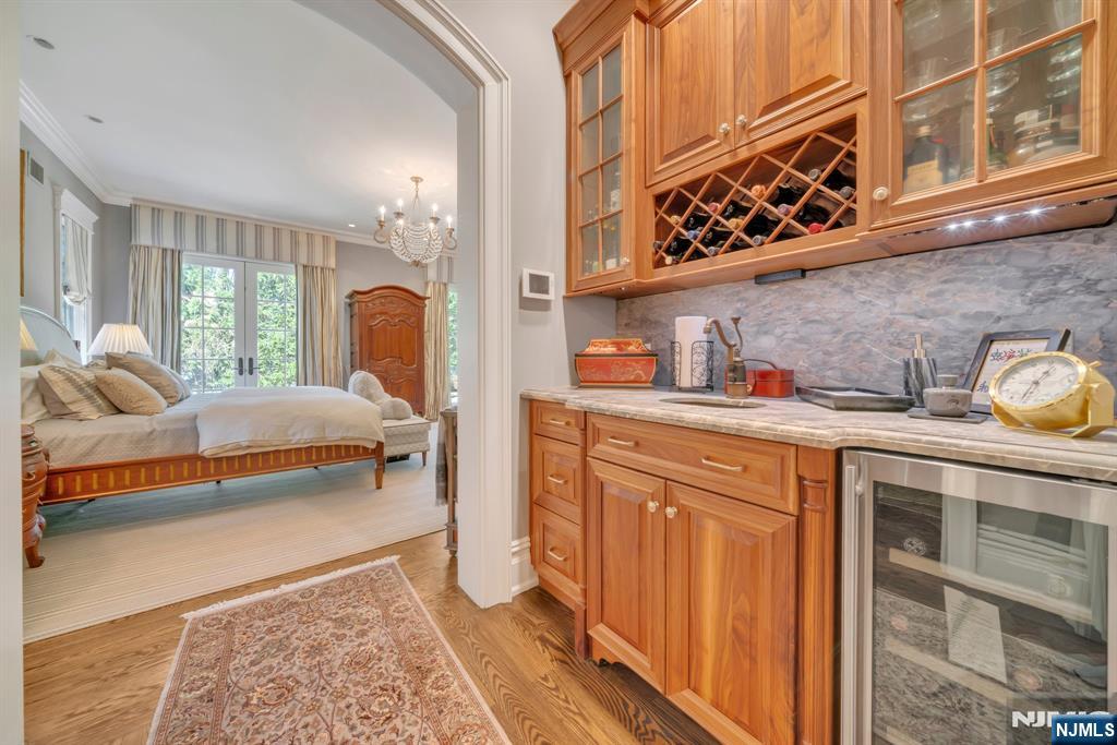 74 Roberts Road Englewood Cliffs, NJ 07632 - Photo 16 of 40