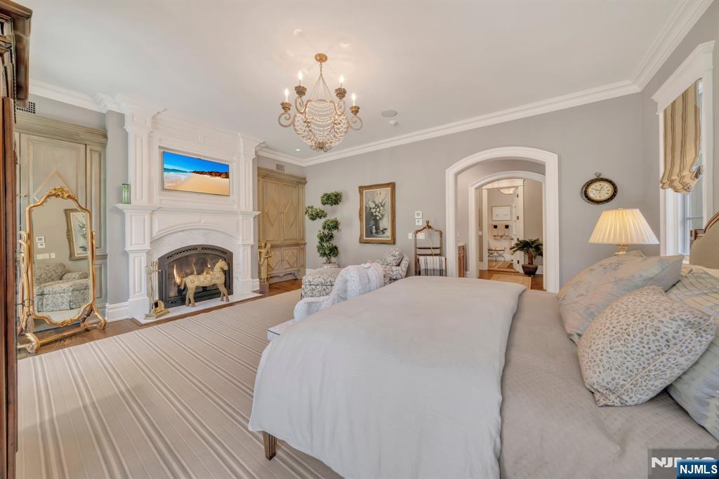 74 Roberts Road Englewood Cliffs, NJ 07632 - Photo 19 of 40