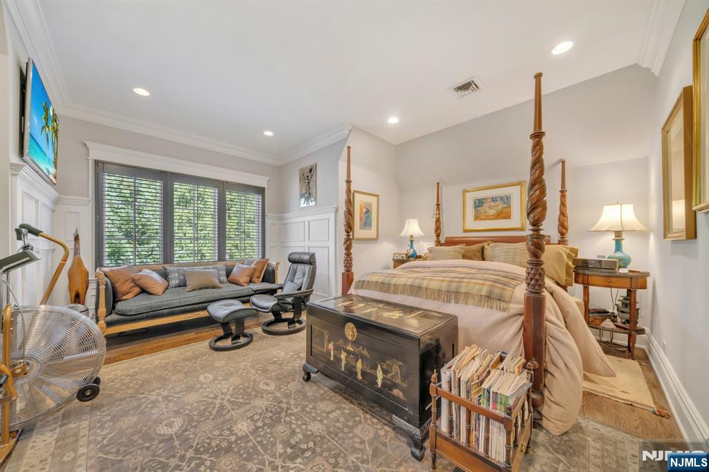 74 Roberts Road Englewood Cliffs, NJ 07632 - Photo 27 of 40