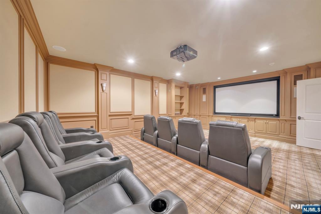 74 Roberts Road Englewood Cliffs, NJ 07632 - Photo 35 of 40