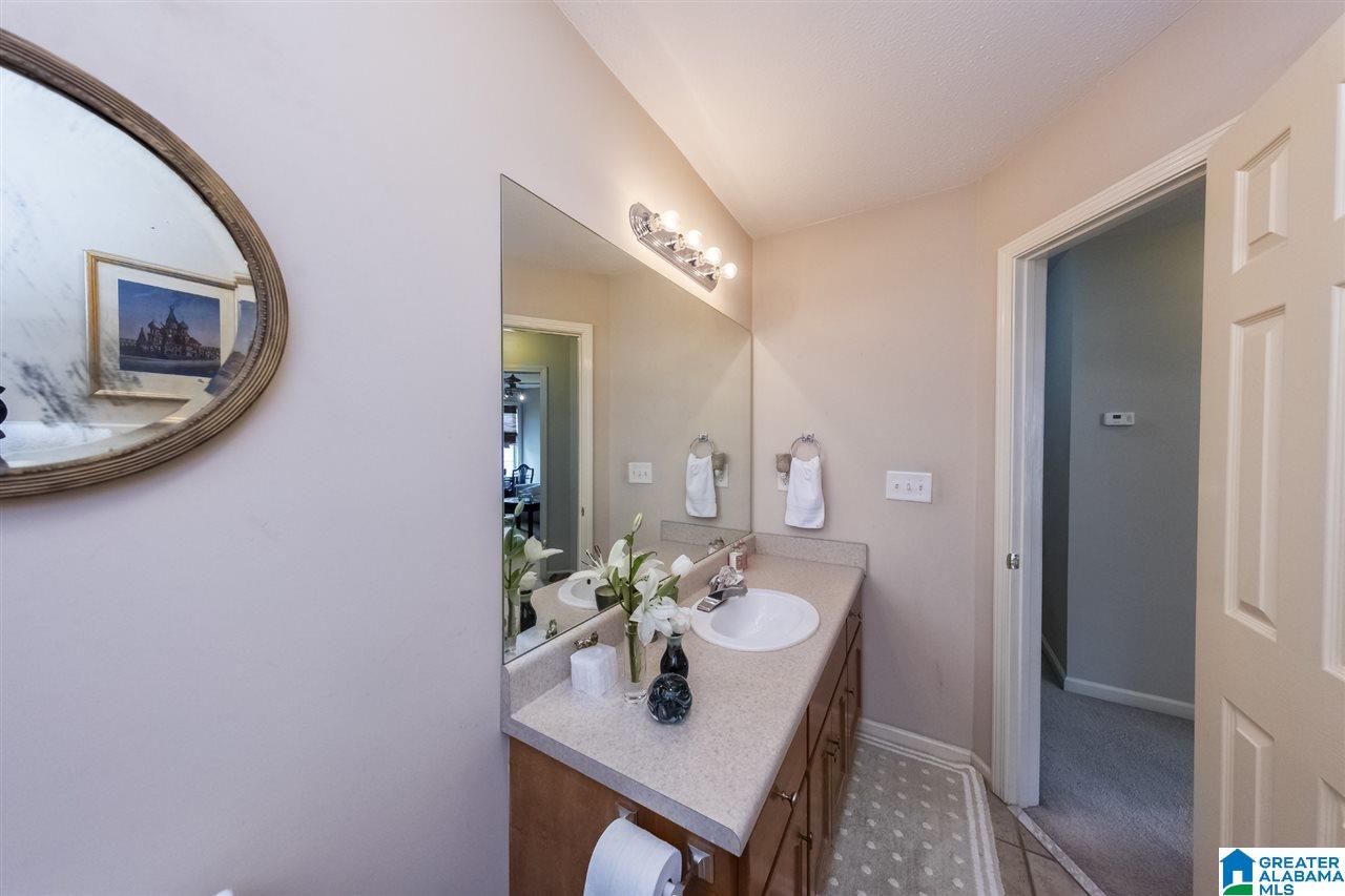 565 Hackberry Ridge Cove Birmingham, AL 35226 - Photo 13 of 41 Gallery Image 13