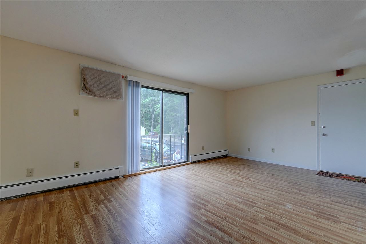 123 English Village Road, Unit 201 Manchester, NH 03102 - Photo 4 of 23 Gallery Image 4