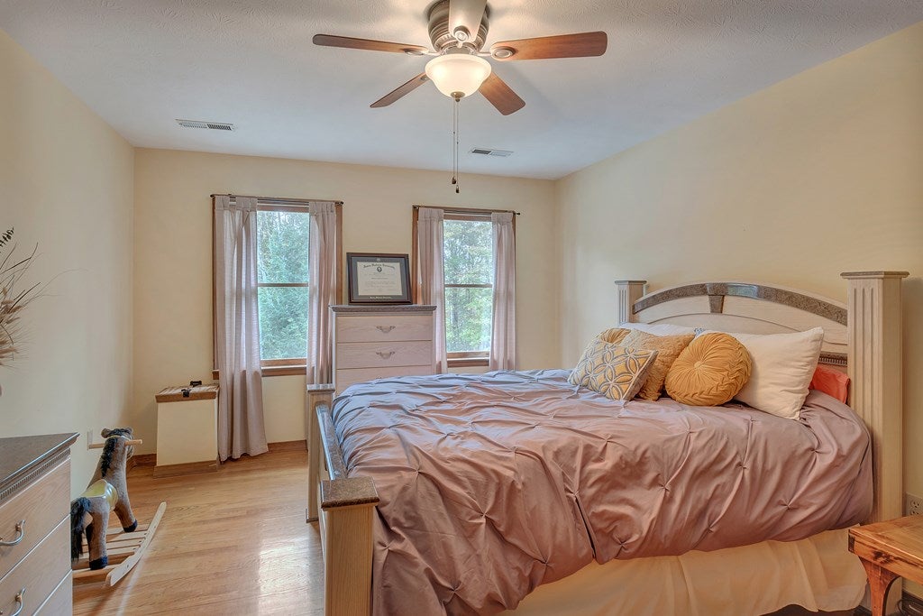 792 Fanny White Road Buckingham, VA 23921 - Photo 18 of 55 Gallery Image 18