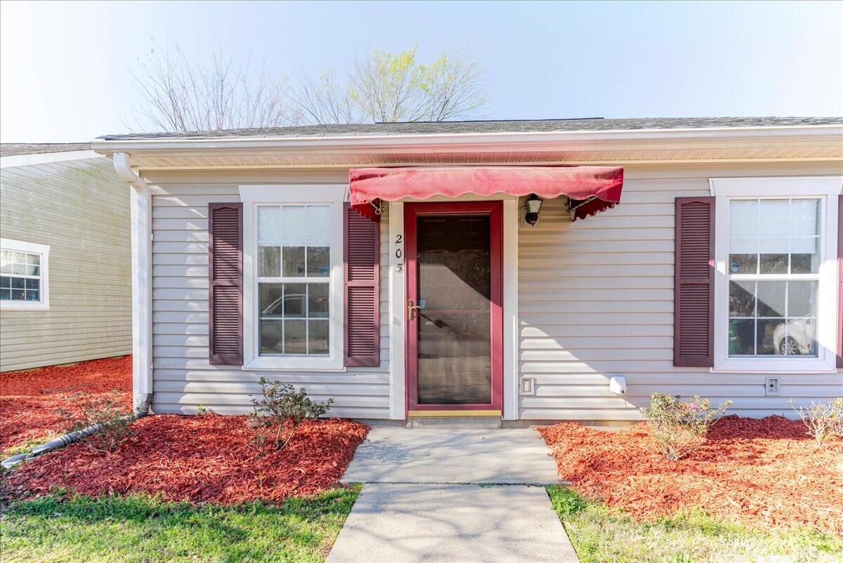 205 Sandy Run Aiken, SC 29803 - Photo 2 of 27