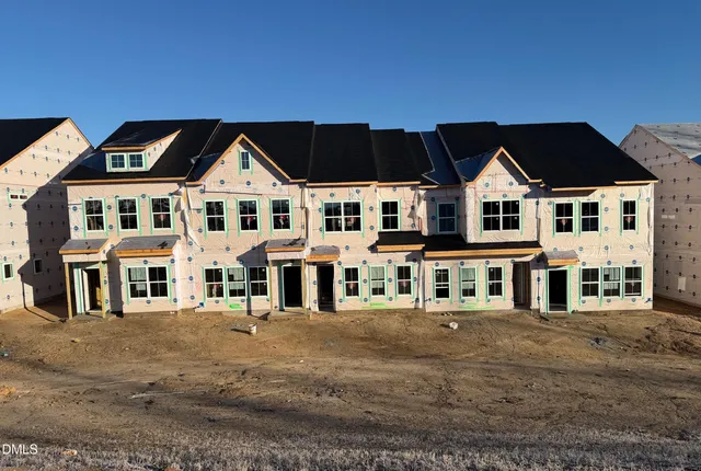 $270,479 | 136 Silver Fir Lane, Unit 245, Garner, NC 27529