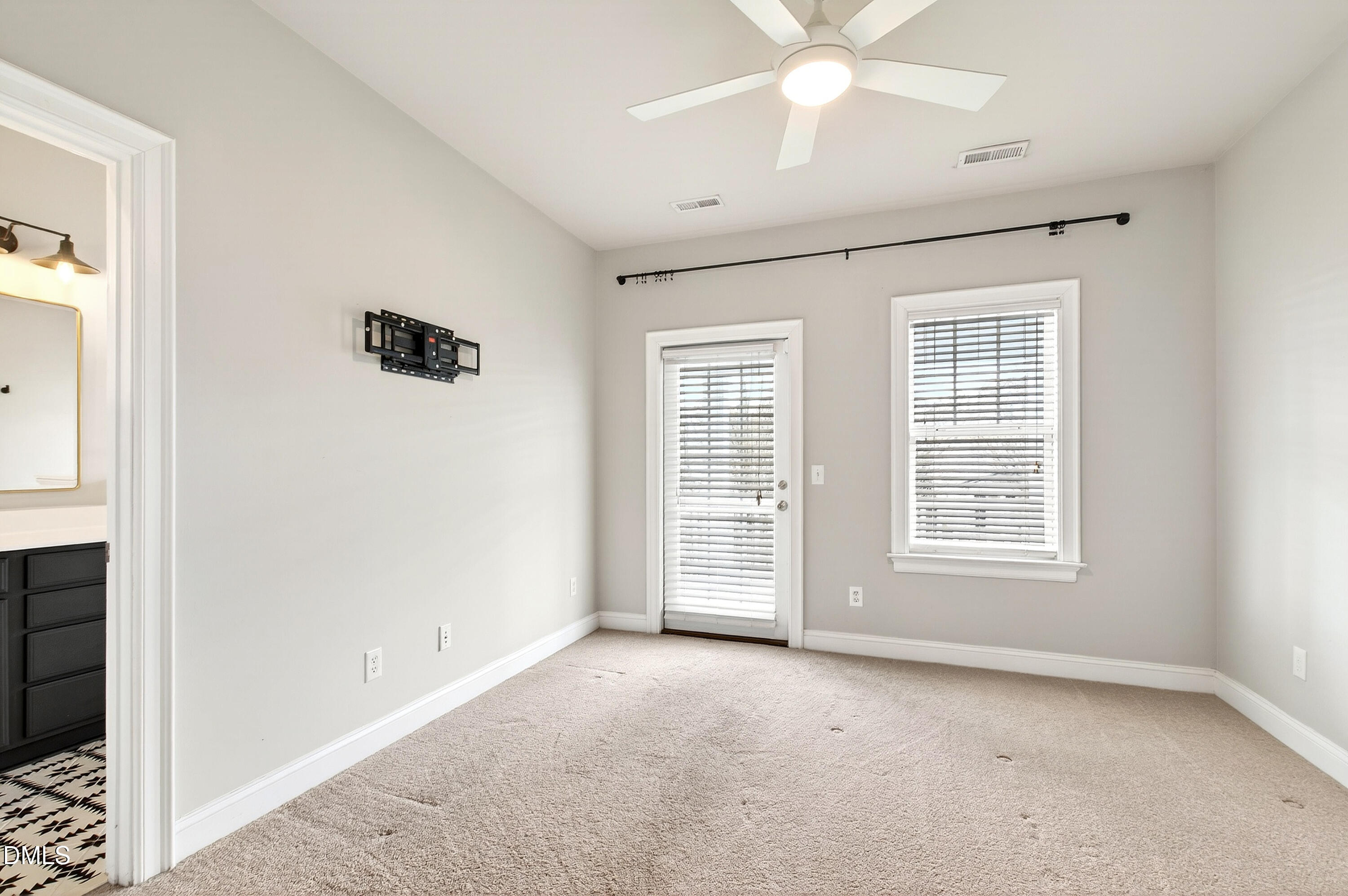 7756 ACC Boulevard Raleigh, NC 27617 - Photo 20 of 40 ACC (20)