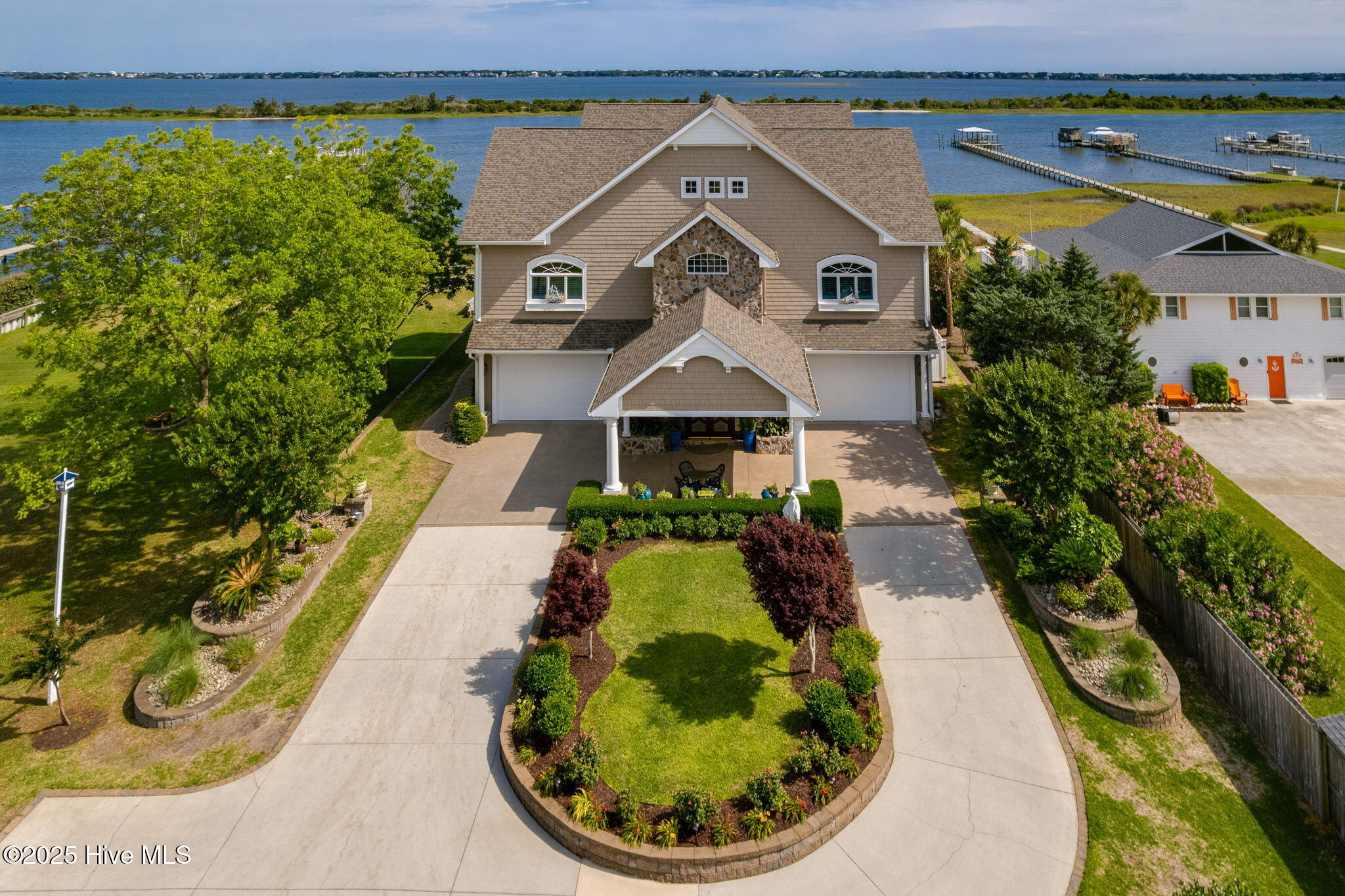 291 Live Oak Road Newport, NC 28570 - Photo 2 of 39 1