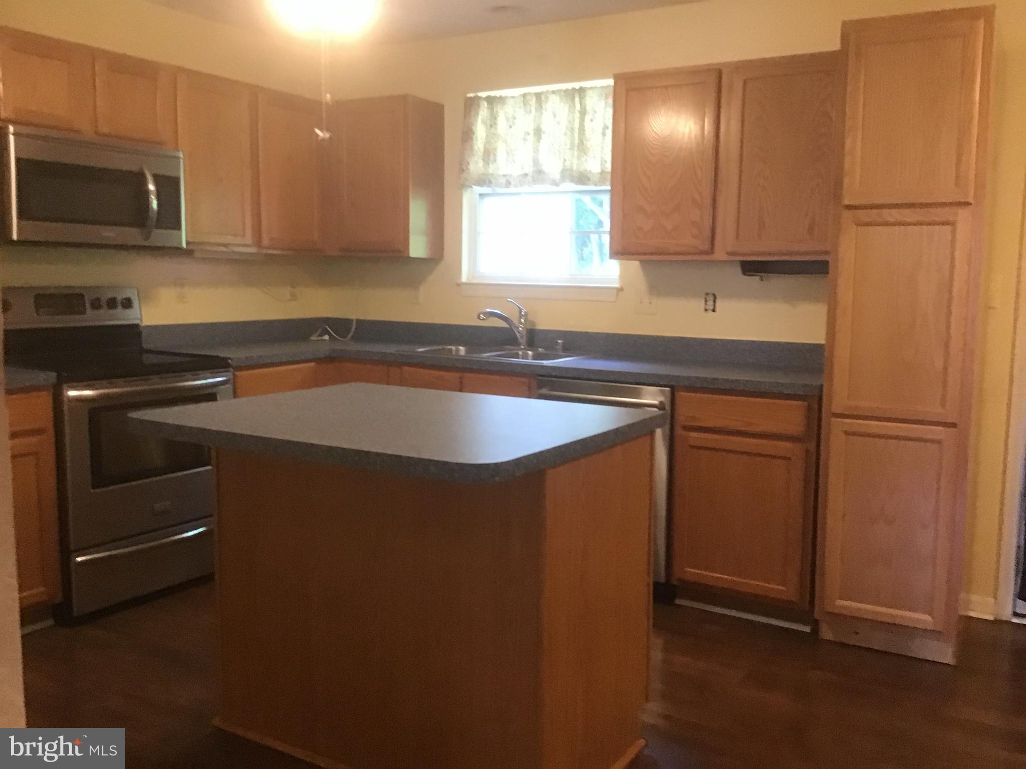 215 Pidco Road Reisterstown, MD 21136 - Photo 8 of 40 Gallery Image 8