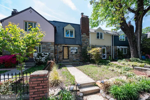 $4,000 | 708 Chetworth Place, Alexandria, VA 22314