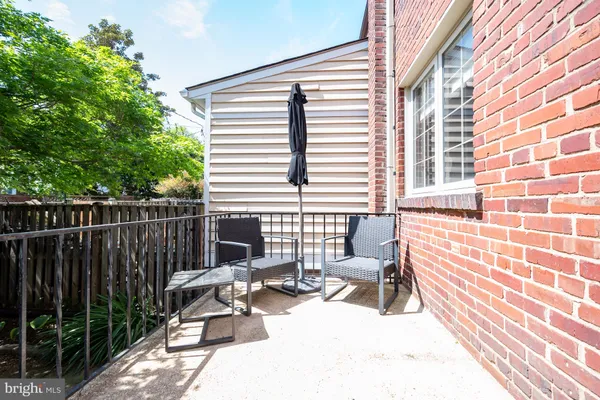 $4,000 | 708 Chetworth Place, Alexandria, VA 22314