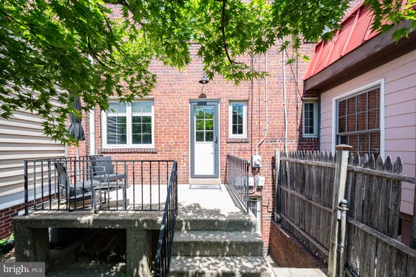 $4,000 | 708 Chetworth Place, Alexandria, VA 22314