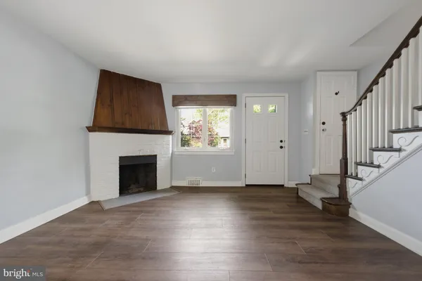 $4,000 | 708 Chetworth Place, Alexandria, VA 22314
