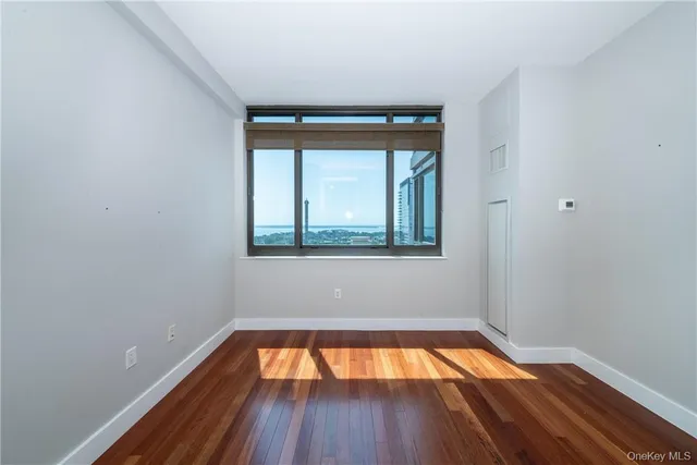 $699,900 | 175 Huguenot Street, Unit 1802, New Rochelle, NY 10801