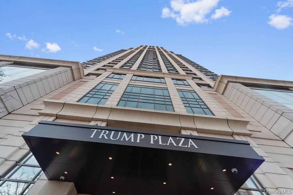 175 Huguenot Street, Unit 1802 New Rochelle, NY 10801 - Photo 29 of 31 a view of a building