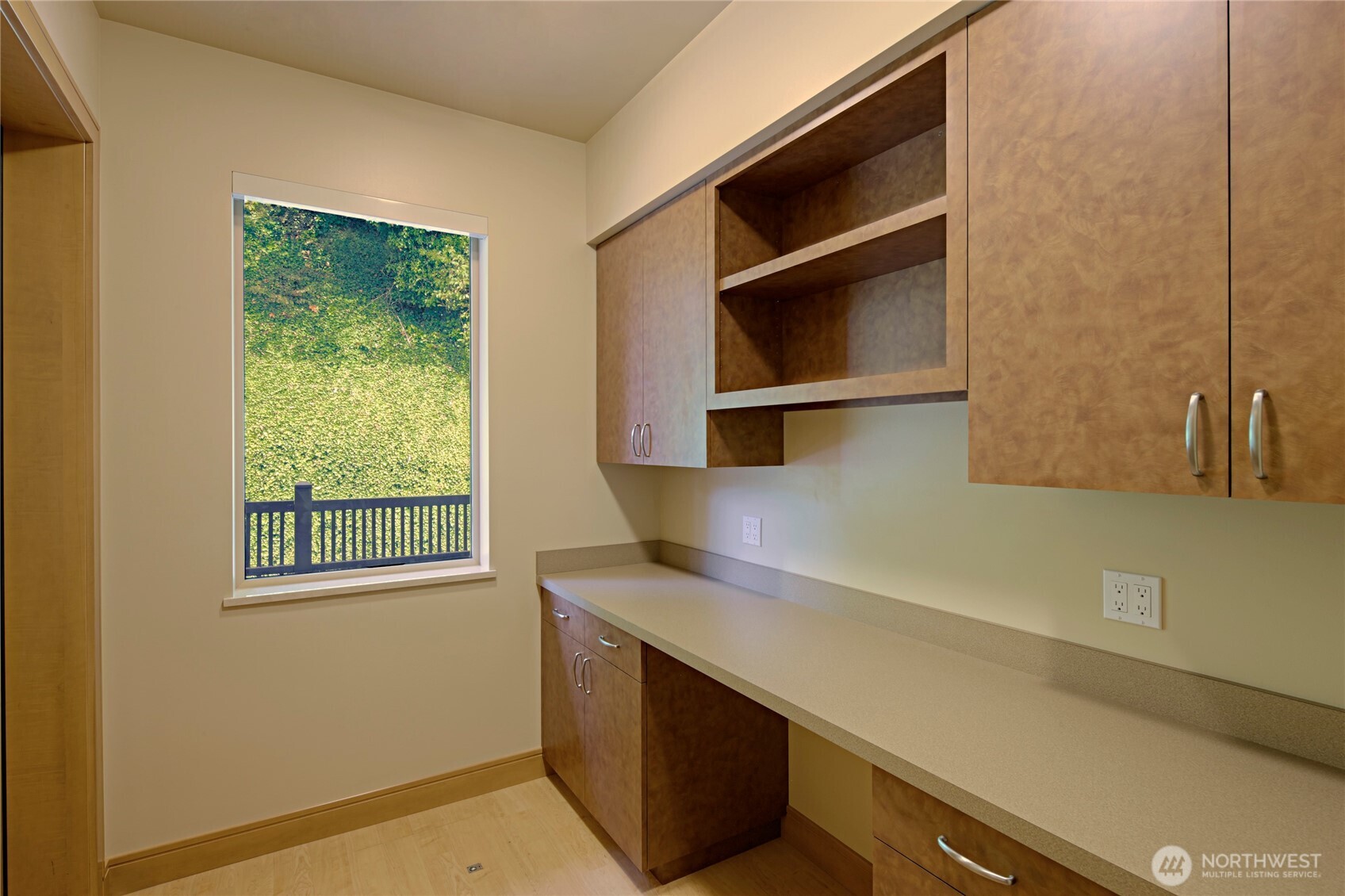 12701 Standring Lane Southwest Burien, WA 98146 - Photo 31 of 39