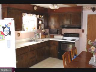 106 Valley View Road East Norriton, PA 19401 - Photo 2 of 6 Gallery Image 2