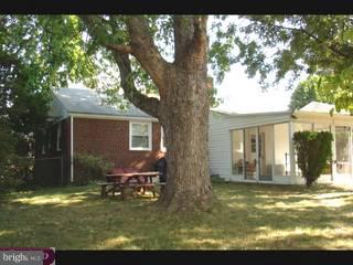 106 Valley View Road East Norriton, PA 19401 - Photo 5 of 6 Gallery Image 5