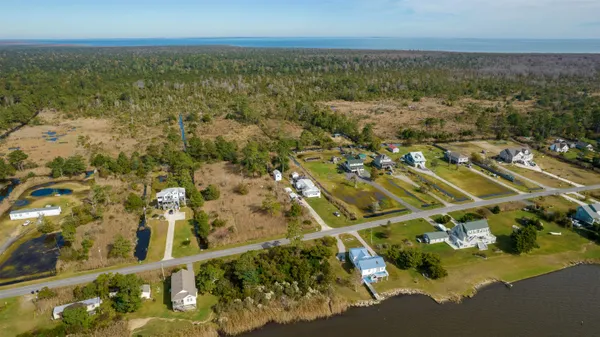 $162,000 | 170 Bayview Drive, Stumpy Point, NC 27978