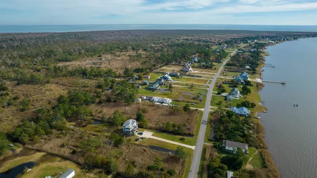 $162,000 | 170 Bayview Drive, Stumpy Point, NC 27978