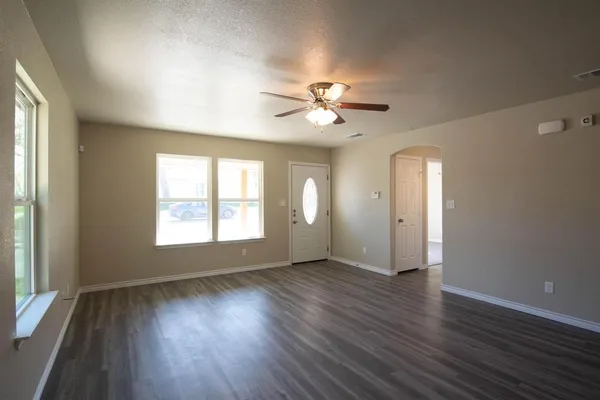$1,475 | 3402 Marshall Street, Greenville, TX 75401