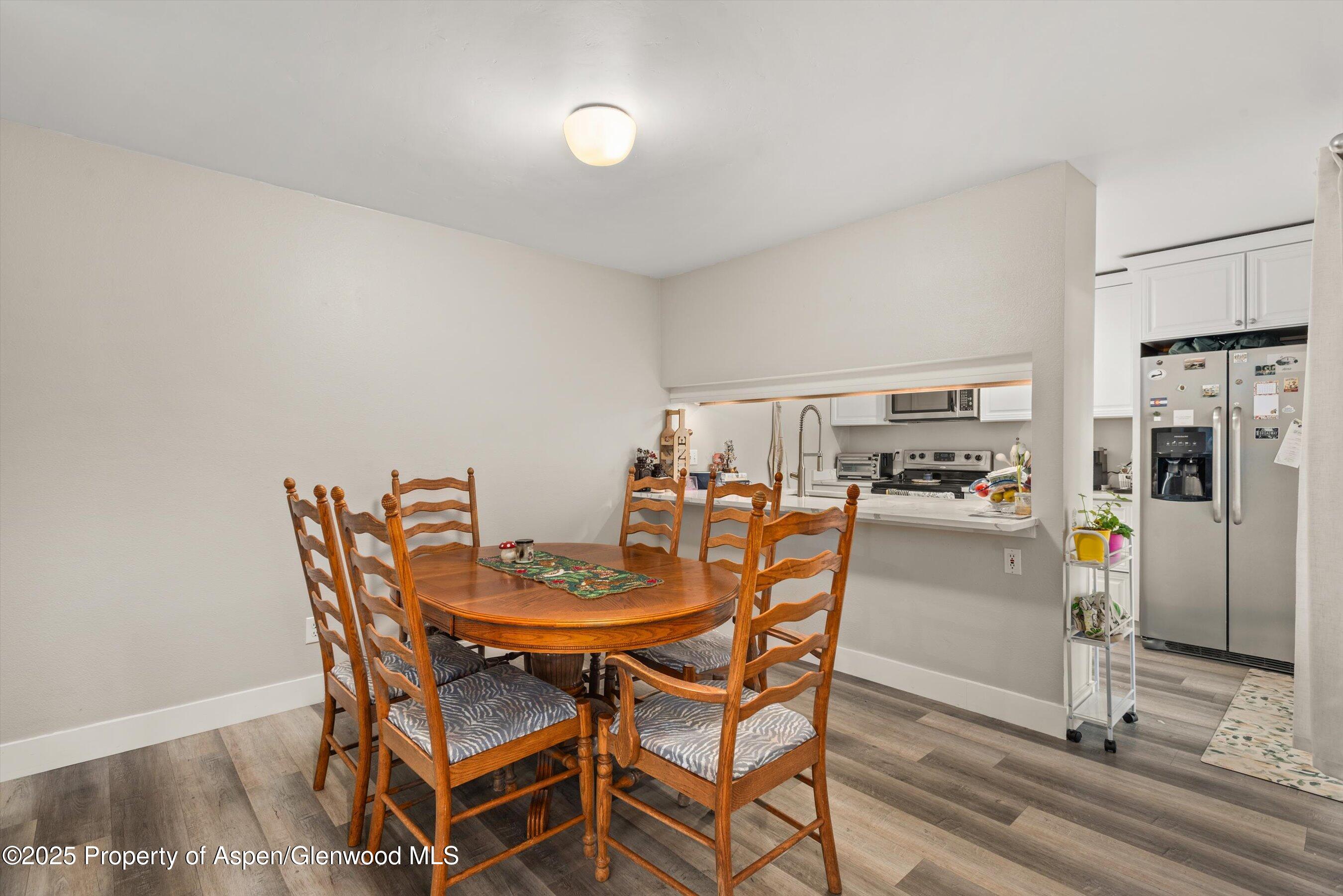152 Wren Court Basalt, CO 81621 - Photo 7 of 11 Dining Area
