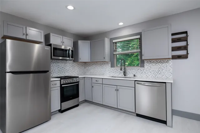 $549,900 | 28246 Nancy Court, Conroe, TX 77385