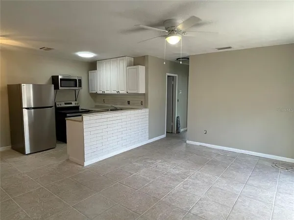 $1,600 | 199 Fulton Street Northeast, Unit 1, Largo, FL 33771